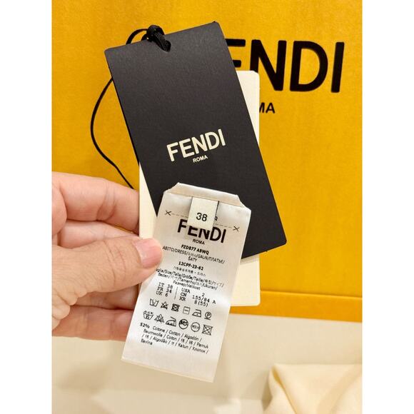 Fendi FF-Jacquard Short Sleeve Knit T-Shirt Mini Dress Cream Womens 42 IT / US 6 - Picture 5 of 7